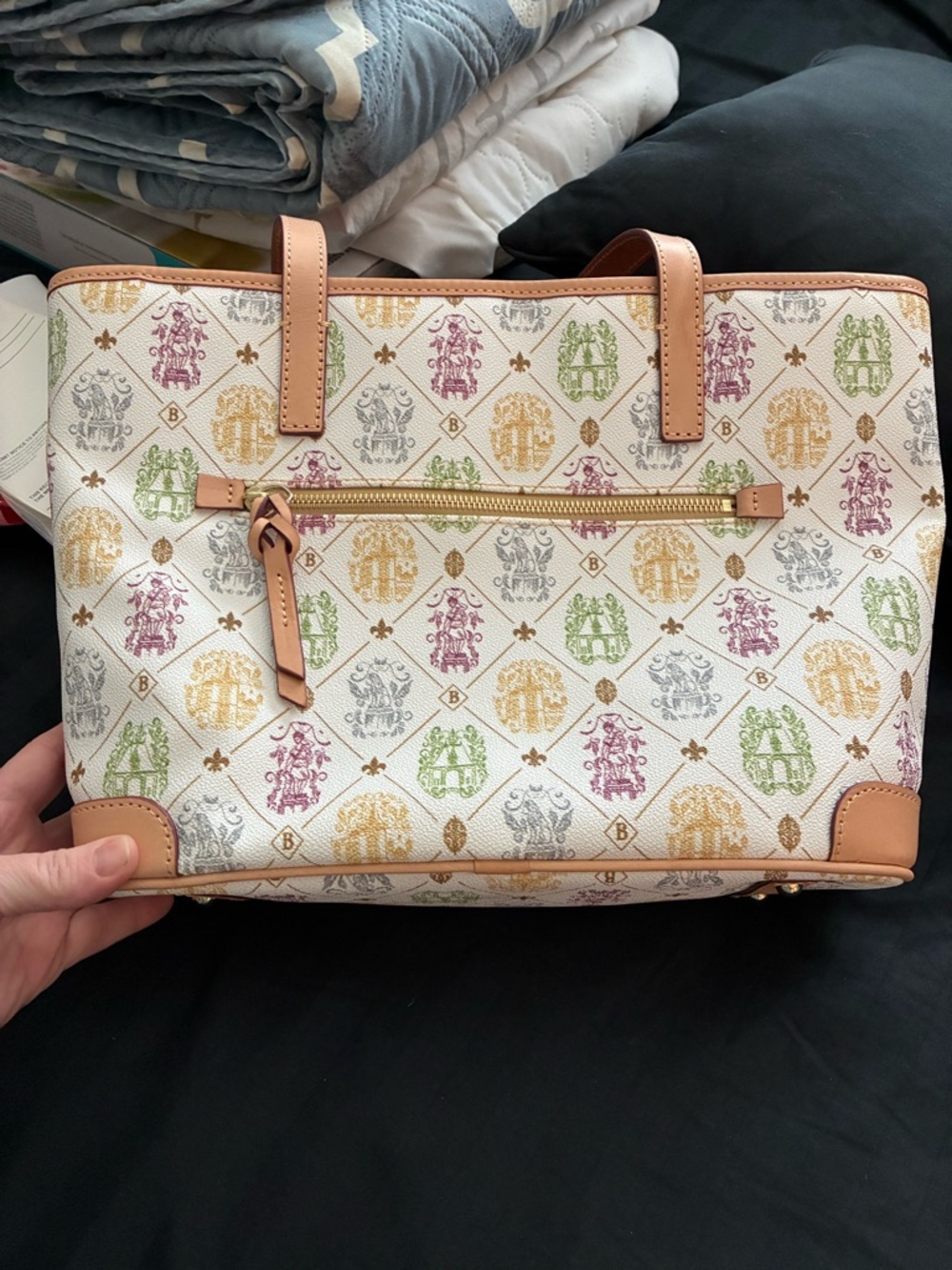 Dooney & Bourke for Biltmore - Cream Multicolor Signature Tote with Tan Trim - Picture 5 of 5